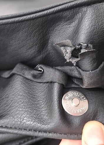  Beden #kolçantası #çanta #cüzdan #çaprazçanta #deriçanta #siyahçanta #
