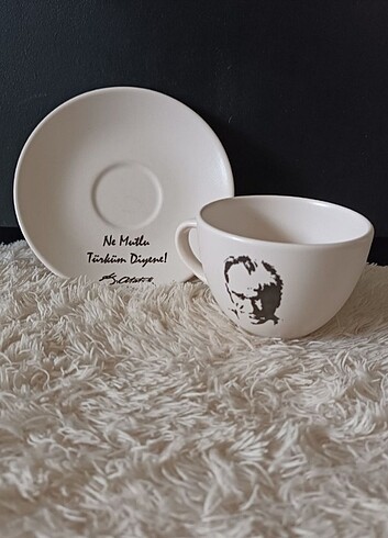 Paşabahçe Atatürk temalı çay fincanı ve altlığı 