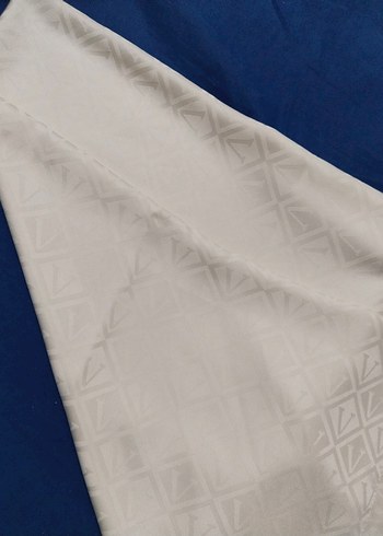 Beyaz Drapeli Kadın eşarp - Görsel 2