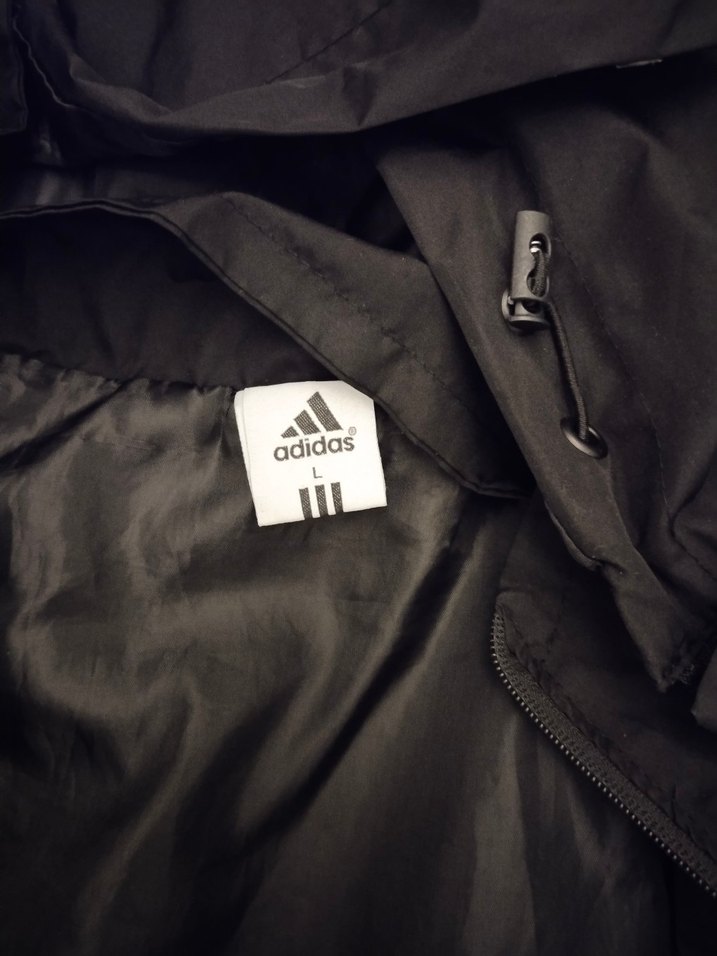 Adidas Siyah Kapüşonlu Erkek Yağmurluk - Görsel 3