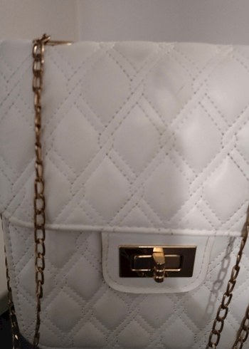 Zincir Detaylı Beyaz Deri Kadın Çanta - Görsel 2