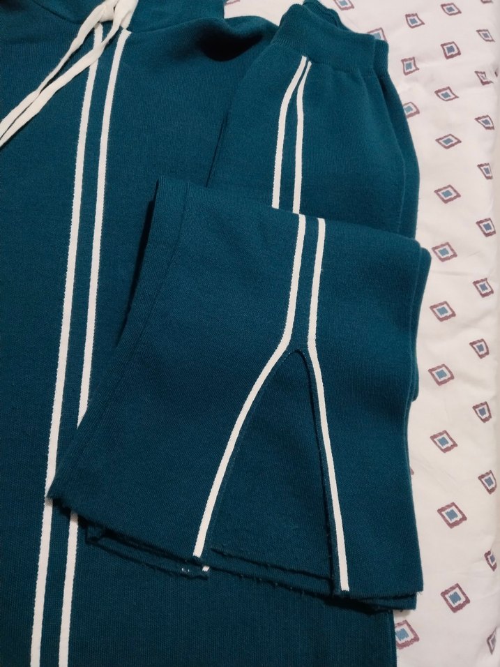 KadınKapüşonlu triko takım - Görsel 3