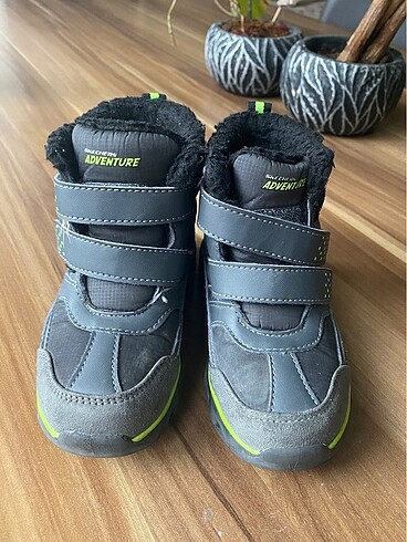 Skechers bot