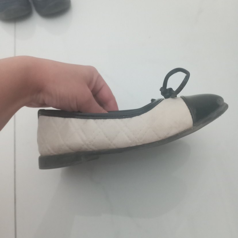 Tokalı Siyah-Beyaz  Dolgu Topuk Babet - Görsel 2