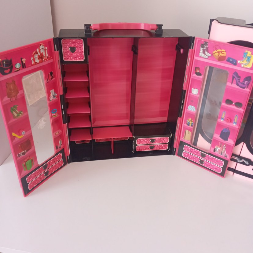 Renkli Oyuncak Barbie Gardırop Seti - Görsel 3