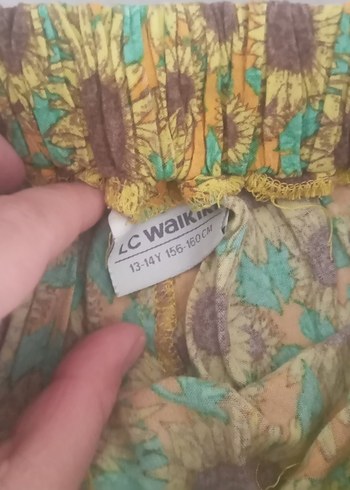 Sarı Ayçiçeği Desenli Mini Şort - Görsel 3