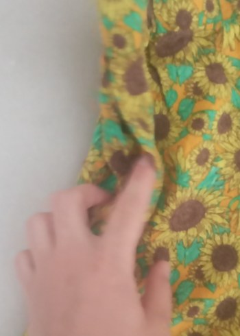 Sarı Ayçiçeği Desenli Mini Şort - Görsel 4