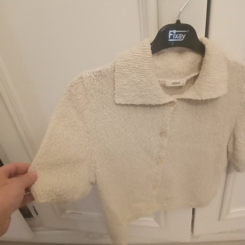 Kısa Kollu Beyaz Örgü Yün Hırka - Görsel 3