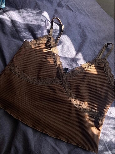 H&M askılı crop