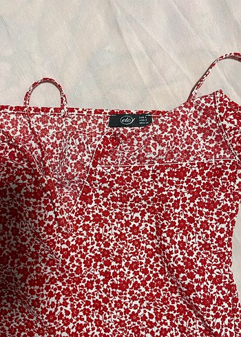 Kırmızı V Yaka Askılı Mini Elbise - Görsel 4