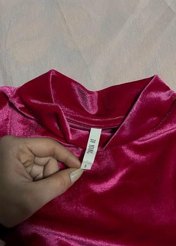 Parlak Uzun Kollu Fuşya Pembe Bluz - Görsel 3