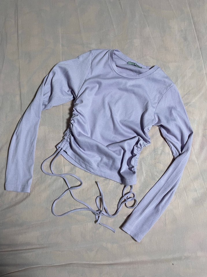 iki yandan büzgülü lila crop bluz - Görsel 2