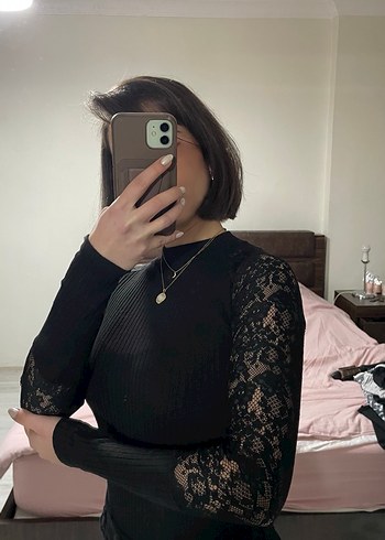 Siyah Transparan Dantel Kollu Yüksek Yaka Kazak - Görsel 3