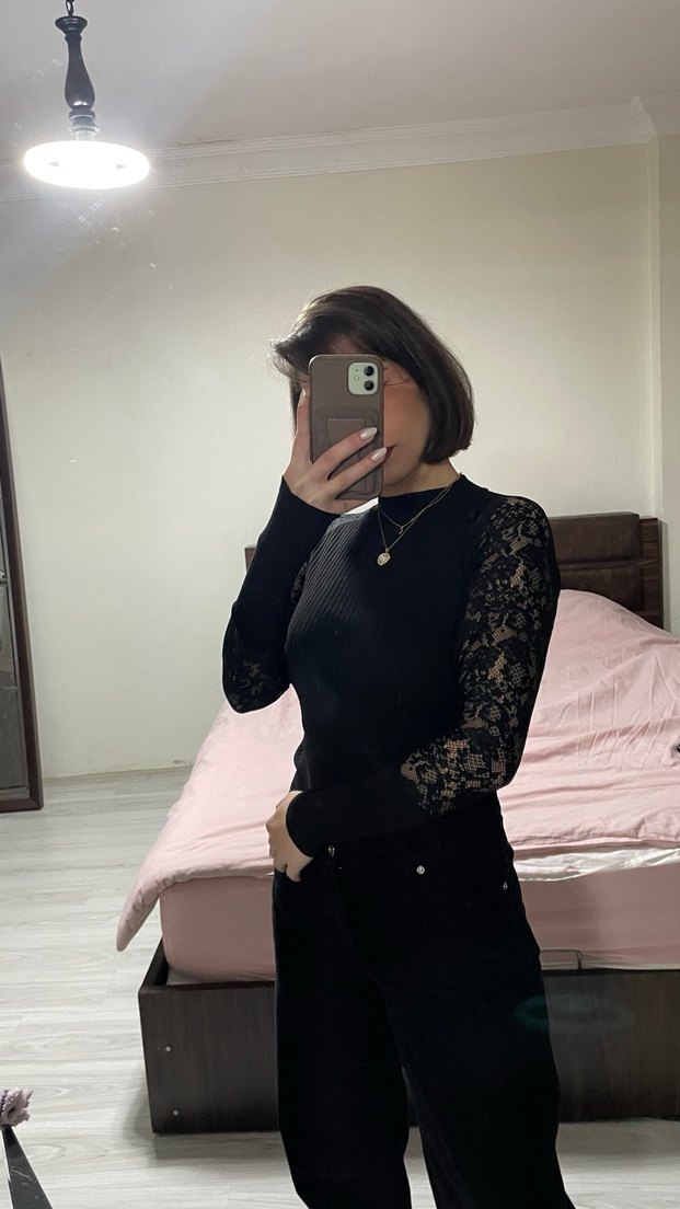 Siyah Transparan Dantel Kollu Yüksek Yaka Kazak - Görsel 5