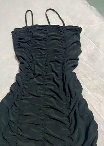 Siyah Drapeli İnce Askılı Mini Elbise - Görsel 2