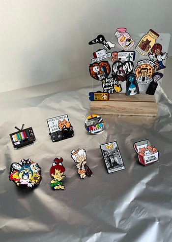 Renkli Karikatür Temalı Emaye Pin Broş Seti - Görsel 2