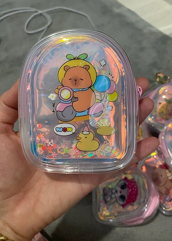 Sulu cüzdan istenilirse çantaya takılır - Görsel 14