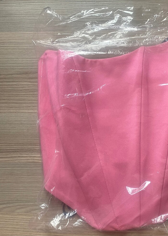 Pembe Büstiyer - Görsel 3