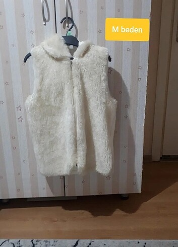 Peluş yelek