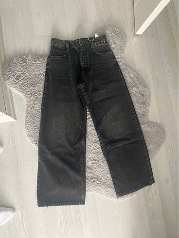 Siyah denim pantolon