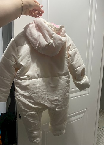 Kız Bebek Beyaz Nakışlı Kar Tulumu - Görsel 3