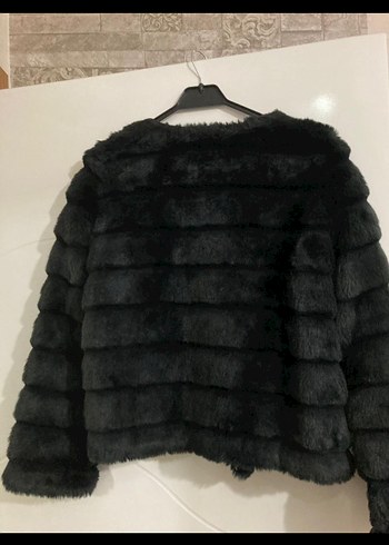 Siyah Kadın Kürk Detaylı Mont - Görsel 4