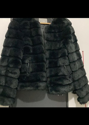 Siyah Kadın Kürk Detaylı Mont - Görsel 2