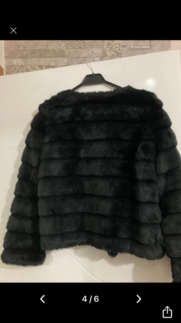 Siyah Kadın Kürk Detaylı Mont - Görsel 4