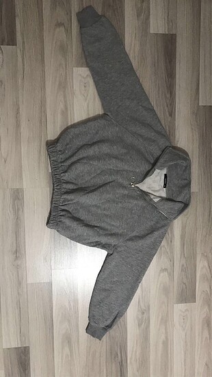 Kısa sweatshirt