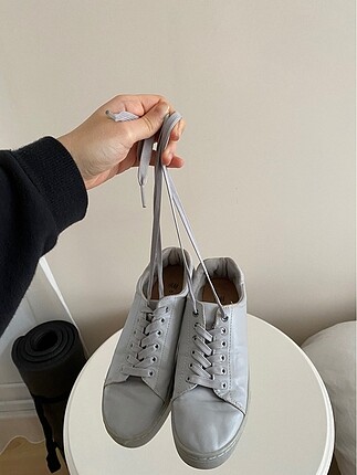 38 Beden H&M sneaker