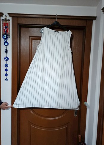 Çizgili Keten Midi Elbise - Görsel 3