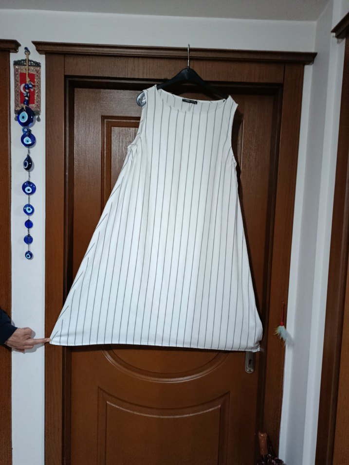 Çizgili Keten Midi Elbise - Görsel 3