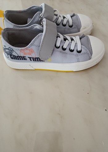 28 Beden gri Renk Gri Erkek Çocuk Spor Ayakkabı Velcro