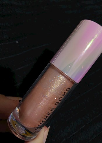 Revolution Shimmer Bomb Gloss - Görsel 5
