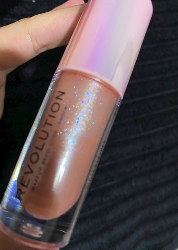 Revolution Shimmer Bomb Gloss - Görsel 3
