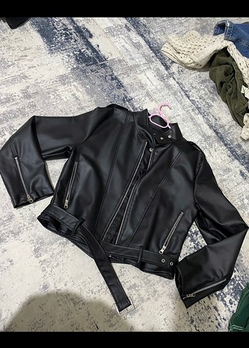 Siyah Deri Kemerli Kadın Ceket - Görsel 4