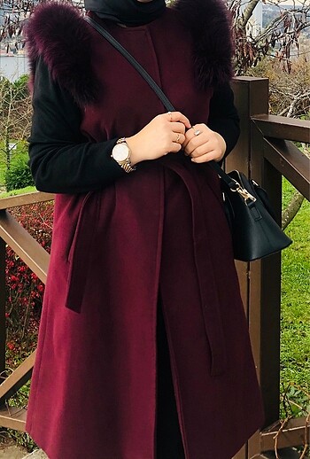 Bordo kürk detaylı yelek