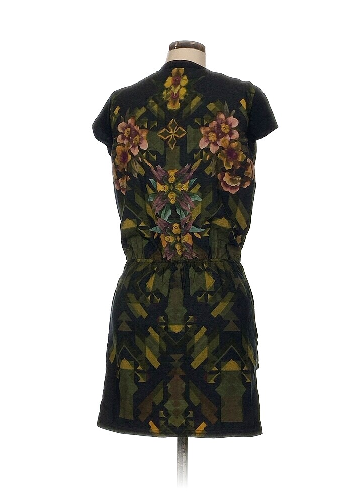 Bershka Kısa Elbise %70 İndirimli. - Görsel 3