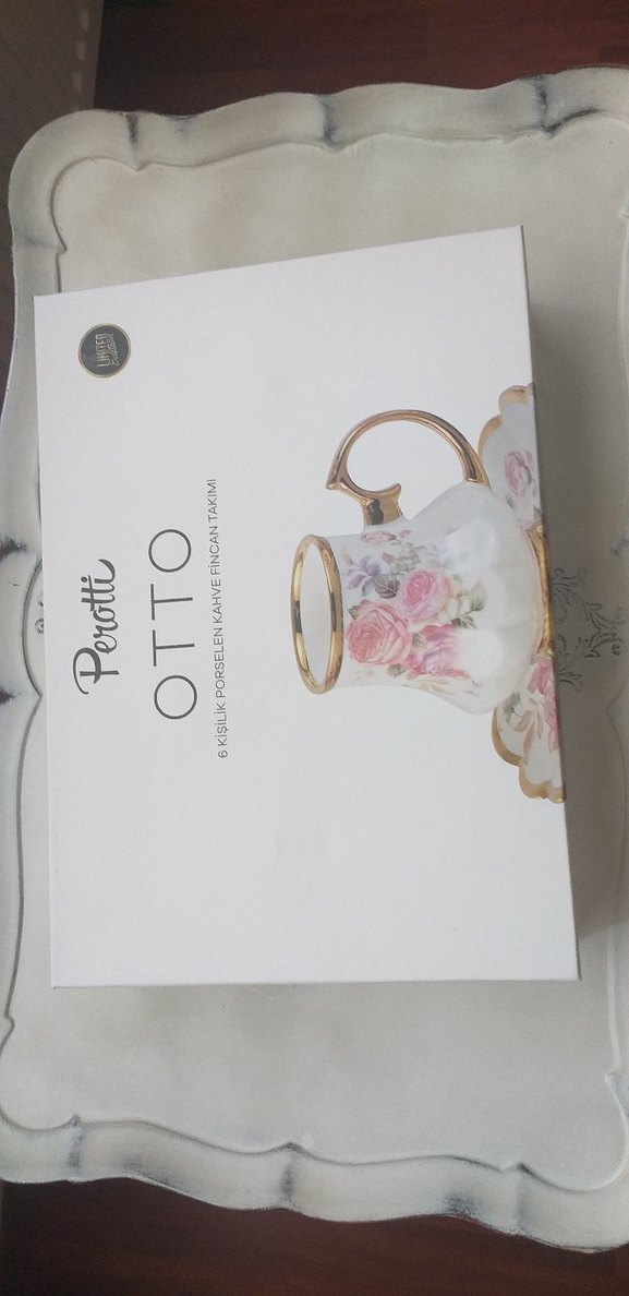 Altın Detaylı Porselen Çay Fincan Seti - Görsel 3