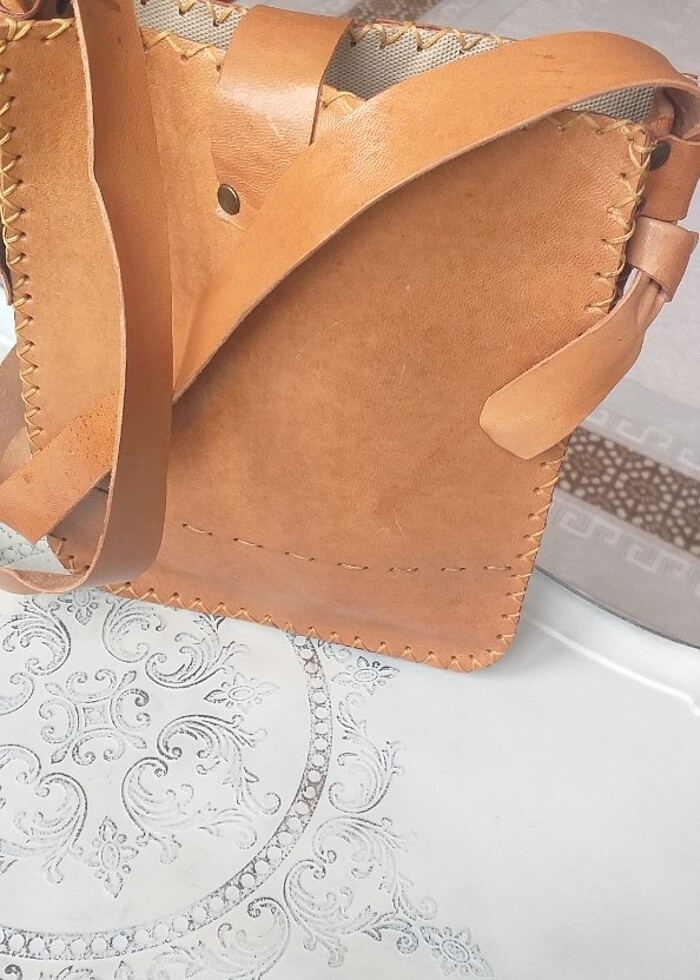 Deri el yapımı otantik çanta  - Görsel 3