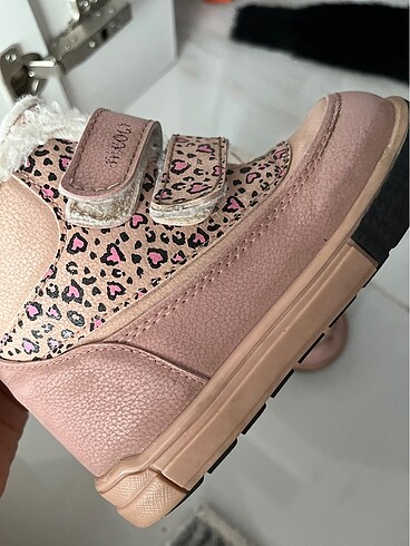 LC Waikiki LCW kız çocuk bot