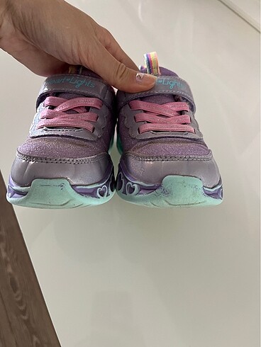 26 Beden Skechers kız çocuk spor ayakkabı