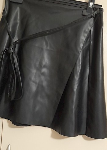 Siyah Deri Kemerli Mini anvelop Eteğ - Görsel 3