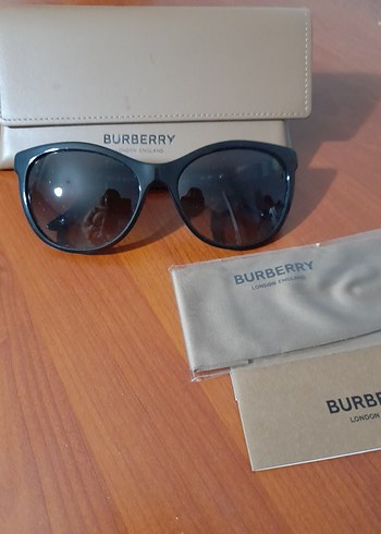 Burberry Parlak Gri Kadın Güneş Gözlüğü - Görsel 2