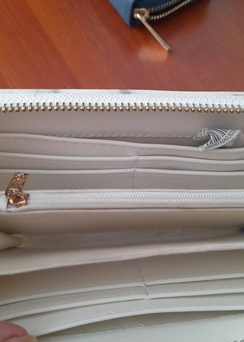 Beyaz stradivarius cuzdan - Görsel 3