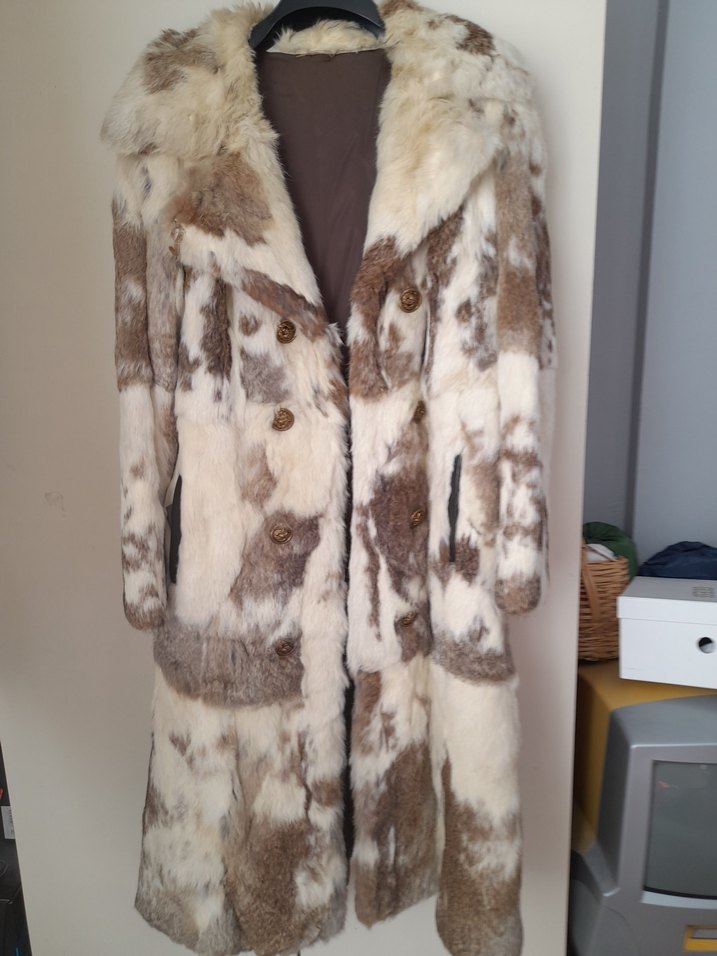 Uzun Bej Kadın Kürk Detaylı Kaban - Görsel 2