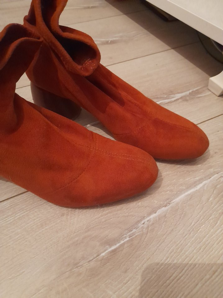 bershka kiremit Süet Dolgu Topuklu Kadın Bot - Görsel 3