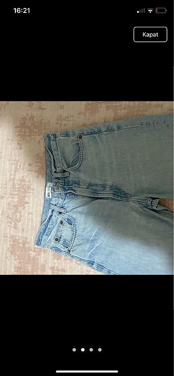 Zara Straight Jean