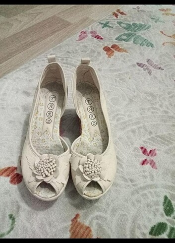 37 Beden Kadın dolgu topuk ayakkabı 