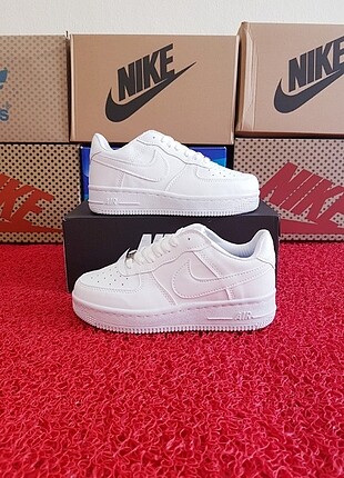 NIKE AIRFORCE